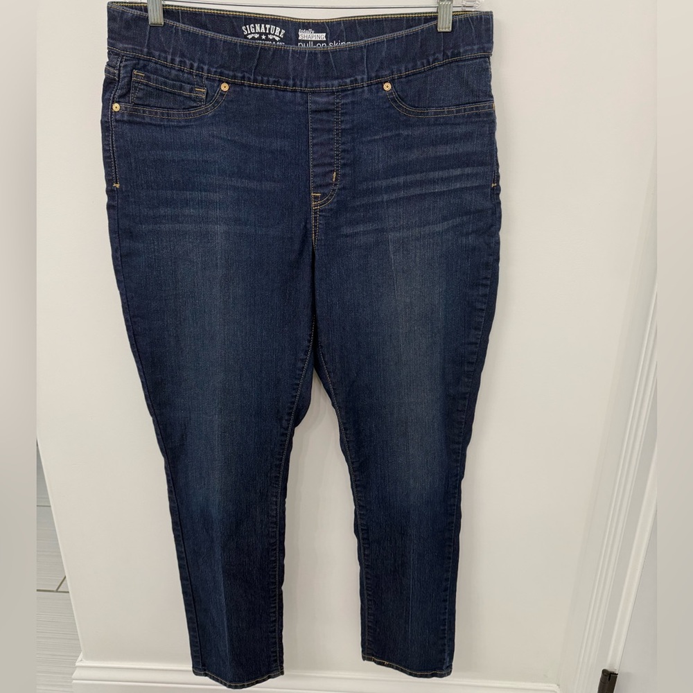 Signature by Levi Strauss Women's Dark Blue Jeggings